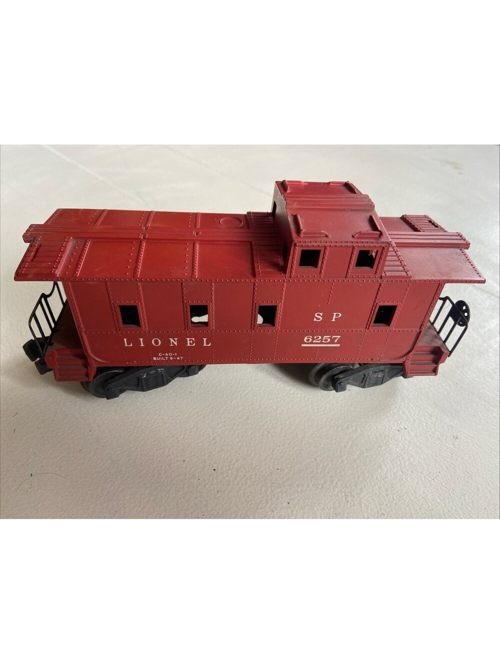 Lionel Trains Caboose 6257 Train 7” Long O Gauge Model Train Caboose Train Car